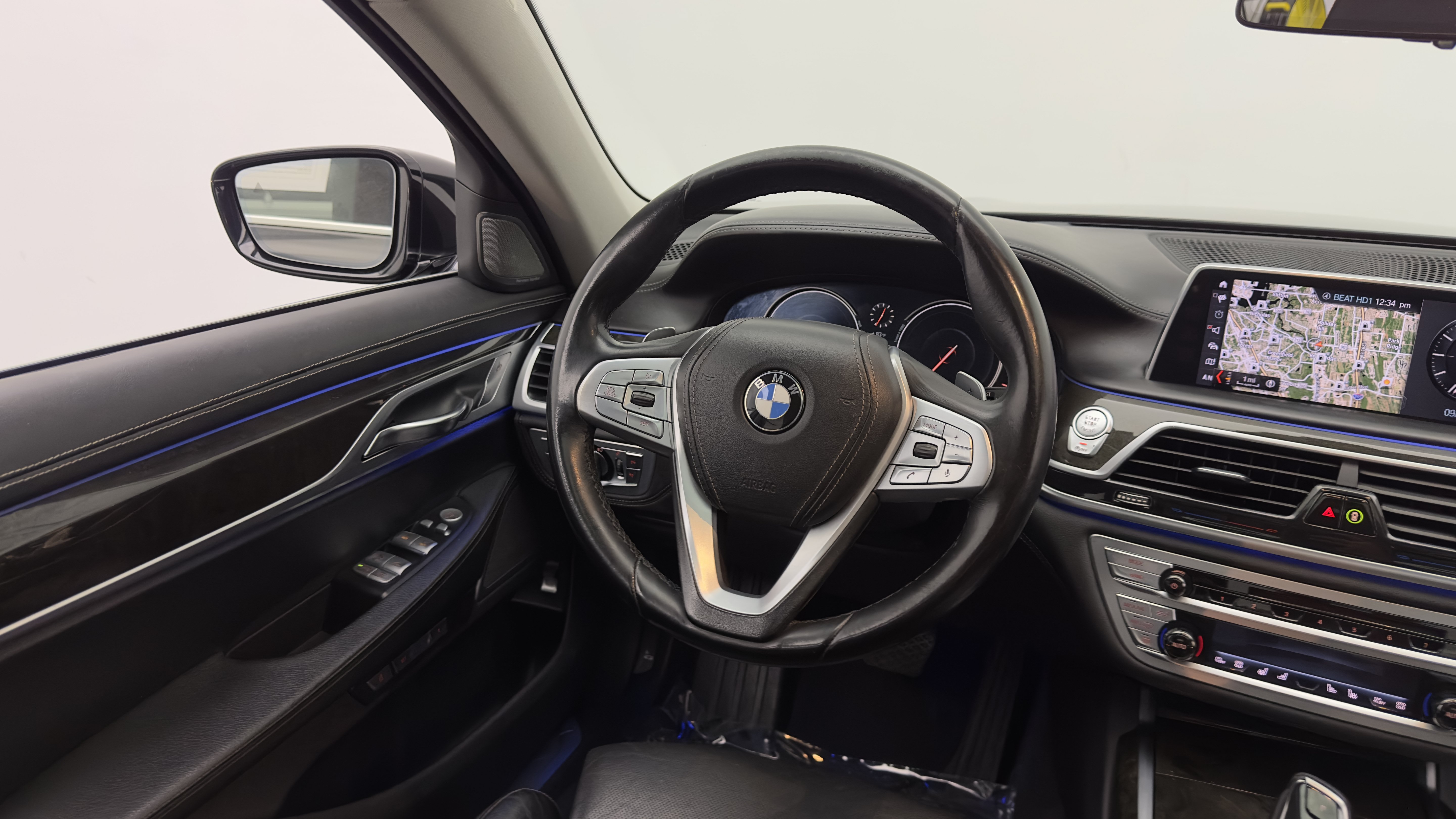 Used 2018 BMW 740i RWD image 35