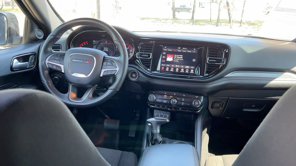 Used 2023 Dodge Durango SXT image 31