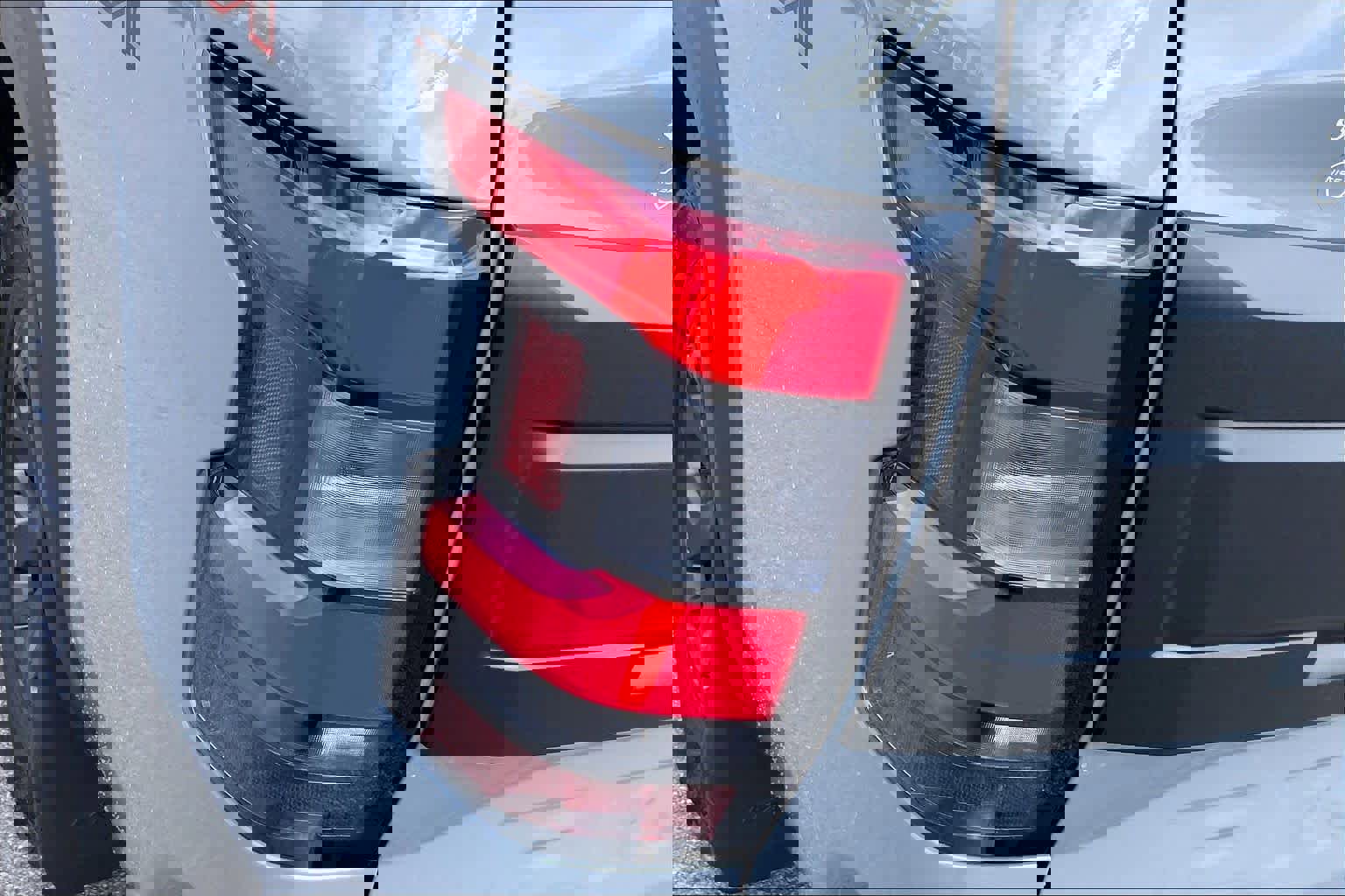 Used 2025 Nissan Frontier Pro-X RWD image 28