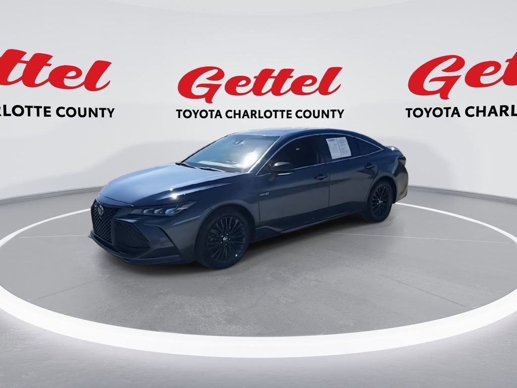 Used 2020 Toyota Avalon XSE image 4