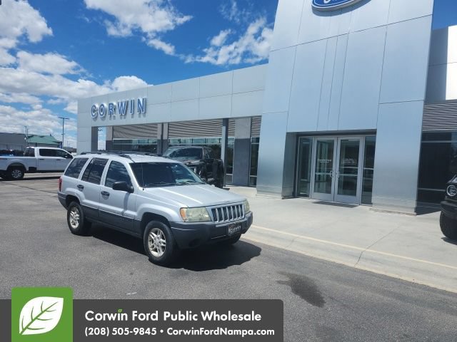 Used 2004 Jeep Grand Cherokee Laredo w/ Convenience Group AWD/4WD image 2