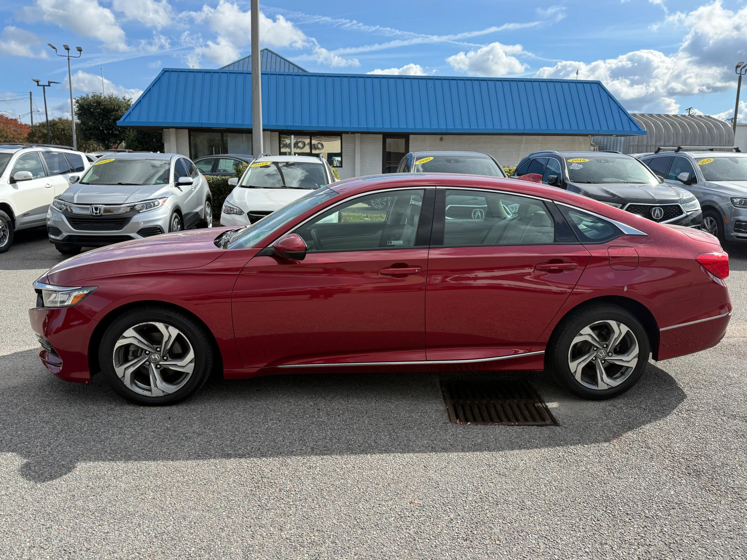 Used 2018 Honda Accord EX-L image 2