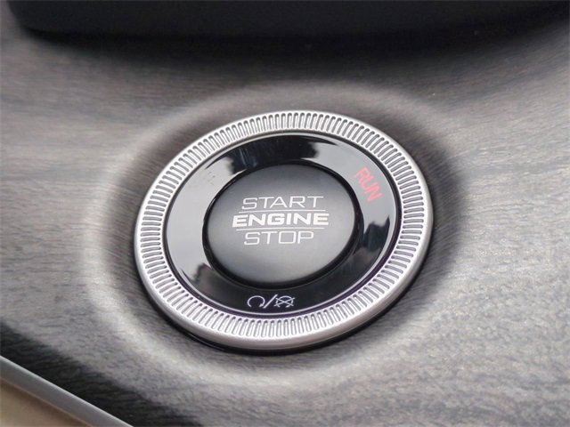 New 2025 Jeep Grand Cherokee Limited w/ Luxury Tech Group II image 29