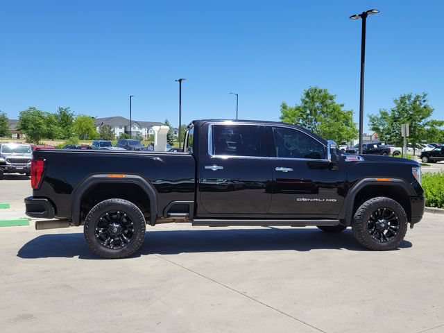 Used 2021 GMC Sierra 3500 Denali w/ Denali Black Diamond Edition AWD/4WD image 2
