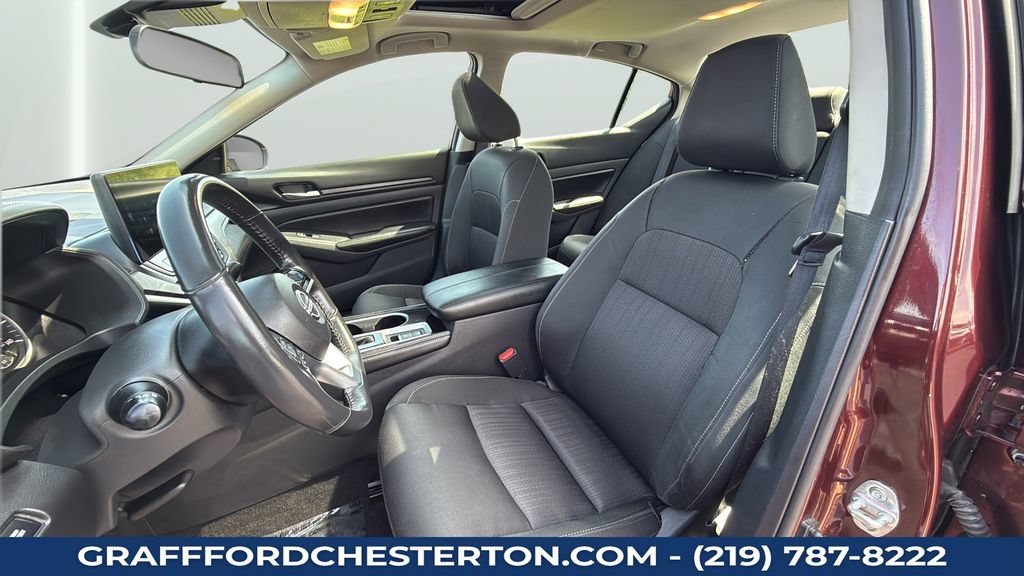 Used 2024 Nissan Altima 2.5 SV w/ SV Premium Package FWD image 23