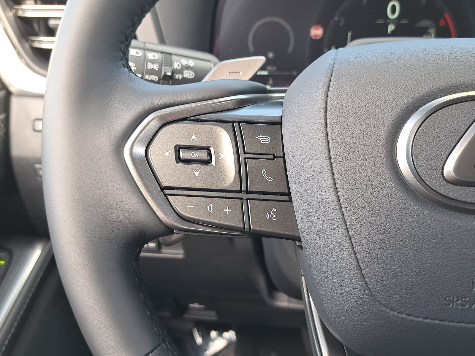 Used 2026 Lexus GX 550 w/ Accessory Package (31) AWD/4WD image 19