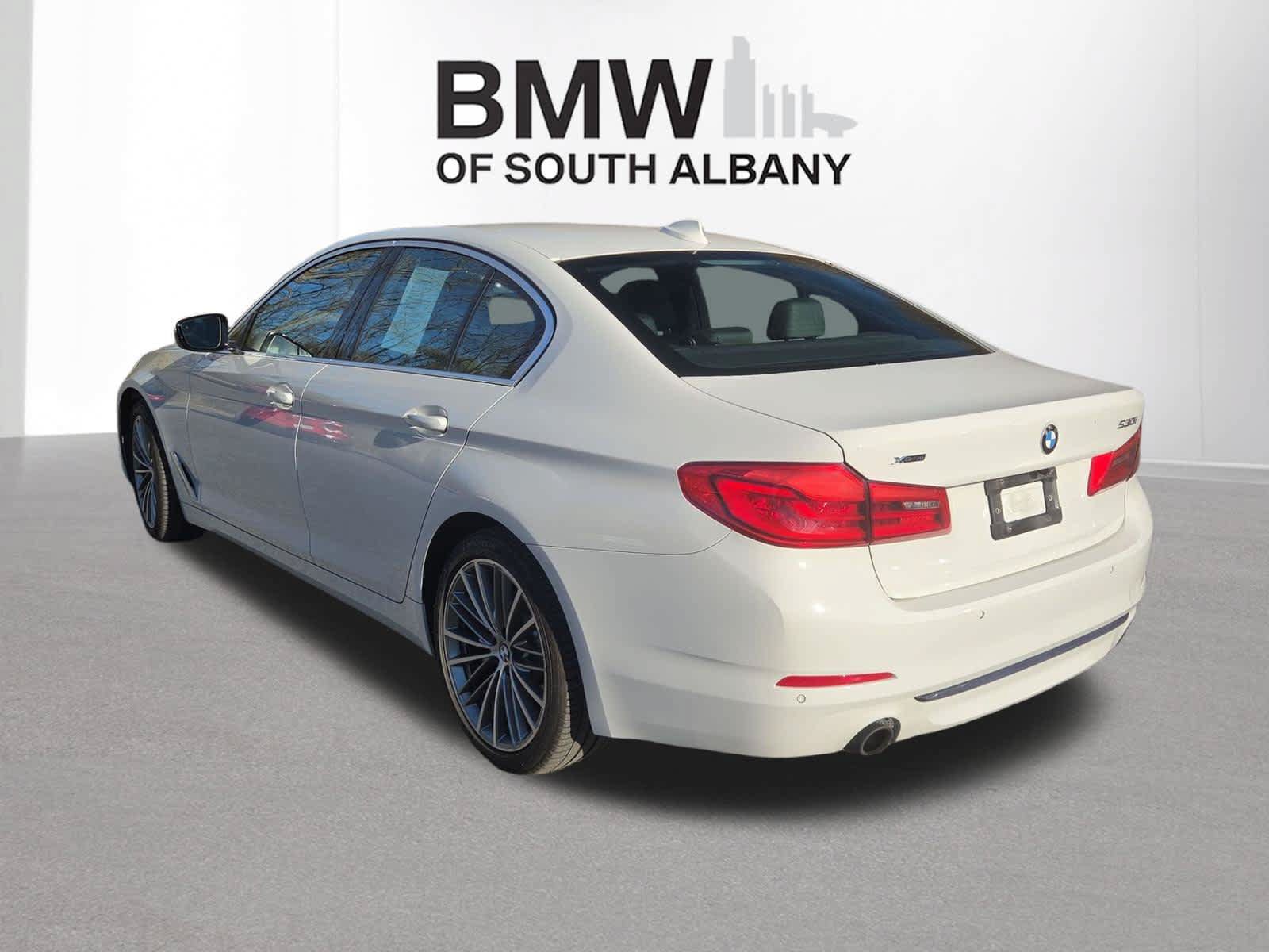 Used 2020 BMW 530i xDrive w/ Premium Package AWD/4WD image 3