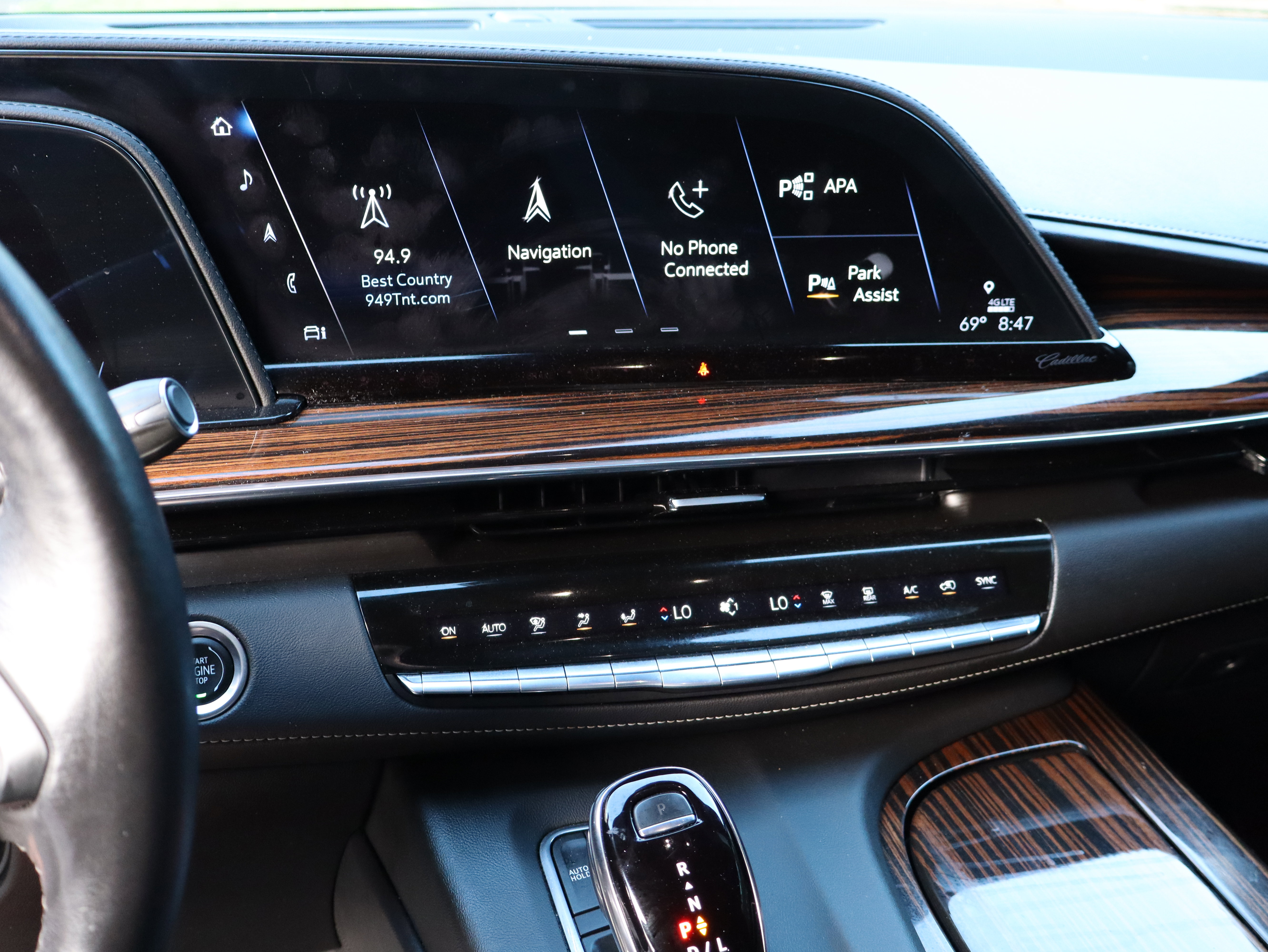 Used 2023 Cadillac Escalade Premium Luxury w/ LPO, Floor Liner Package image 28