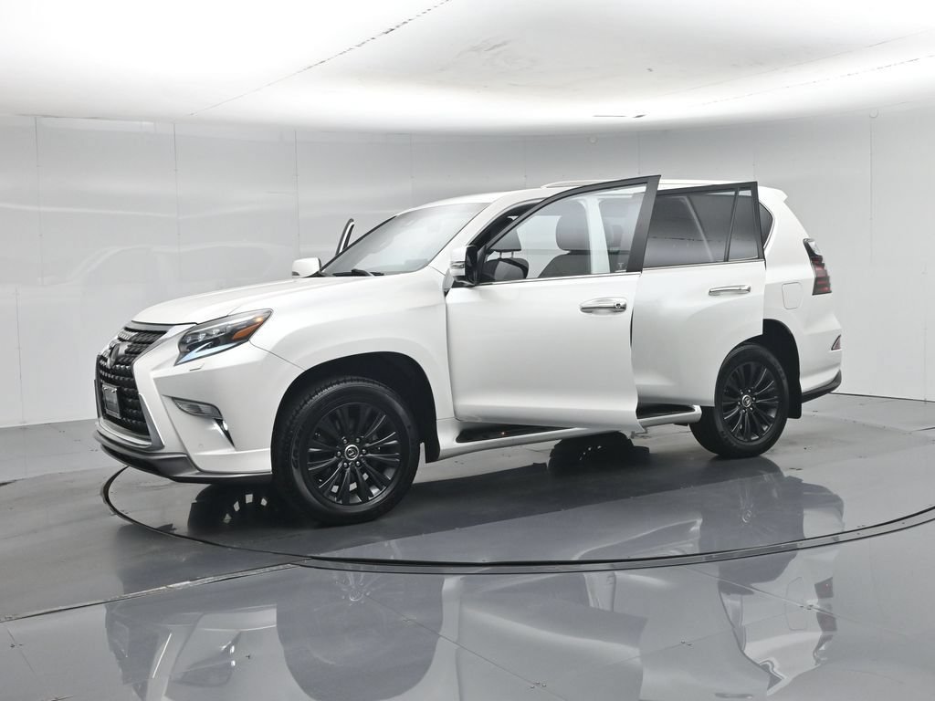Used 2023 Lexus GX 460 Luxury w/ Sport Design Package AWD/4WD image 6