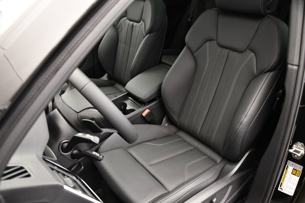 Used 2025 Audi Q5 2.0T Premium image 34