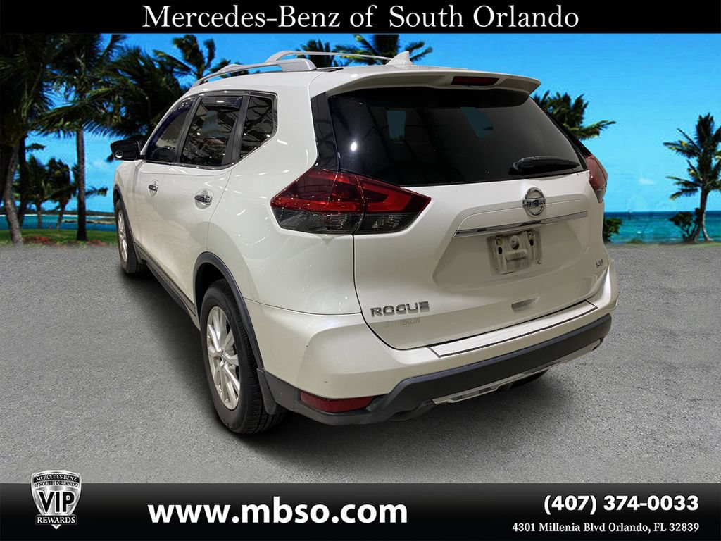 Used 2018 Nissan Rogue SV w/ Premium Package FWD image 16