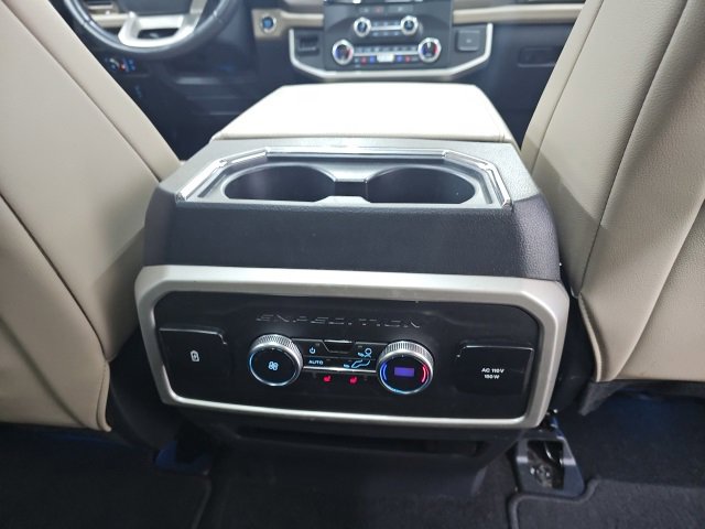 Used 2023 Ford Expedition Limited image 19