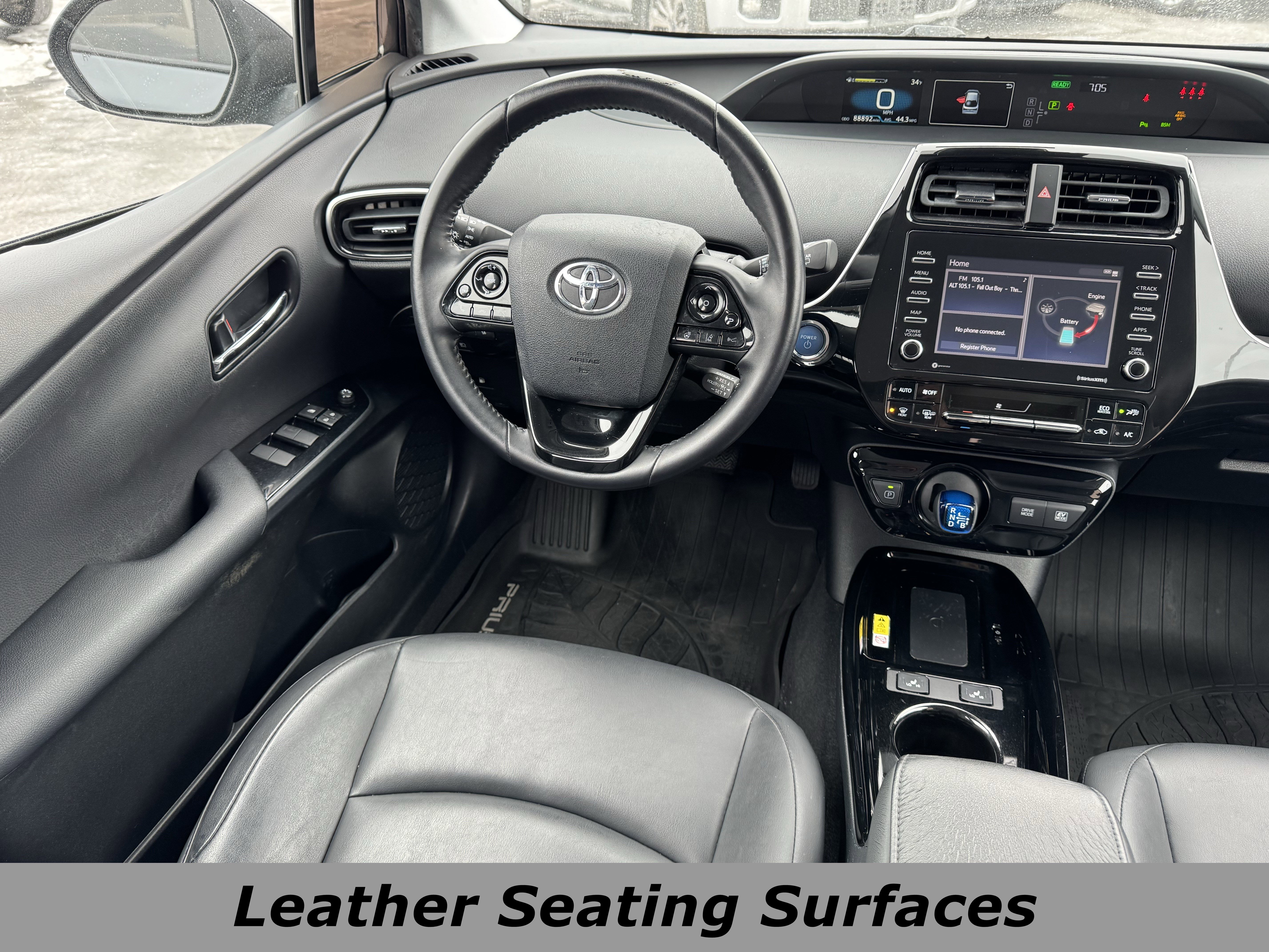 Used 2021 Toyota Prius L Eco image 4