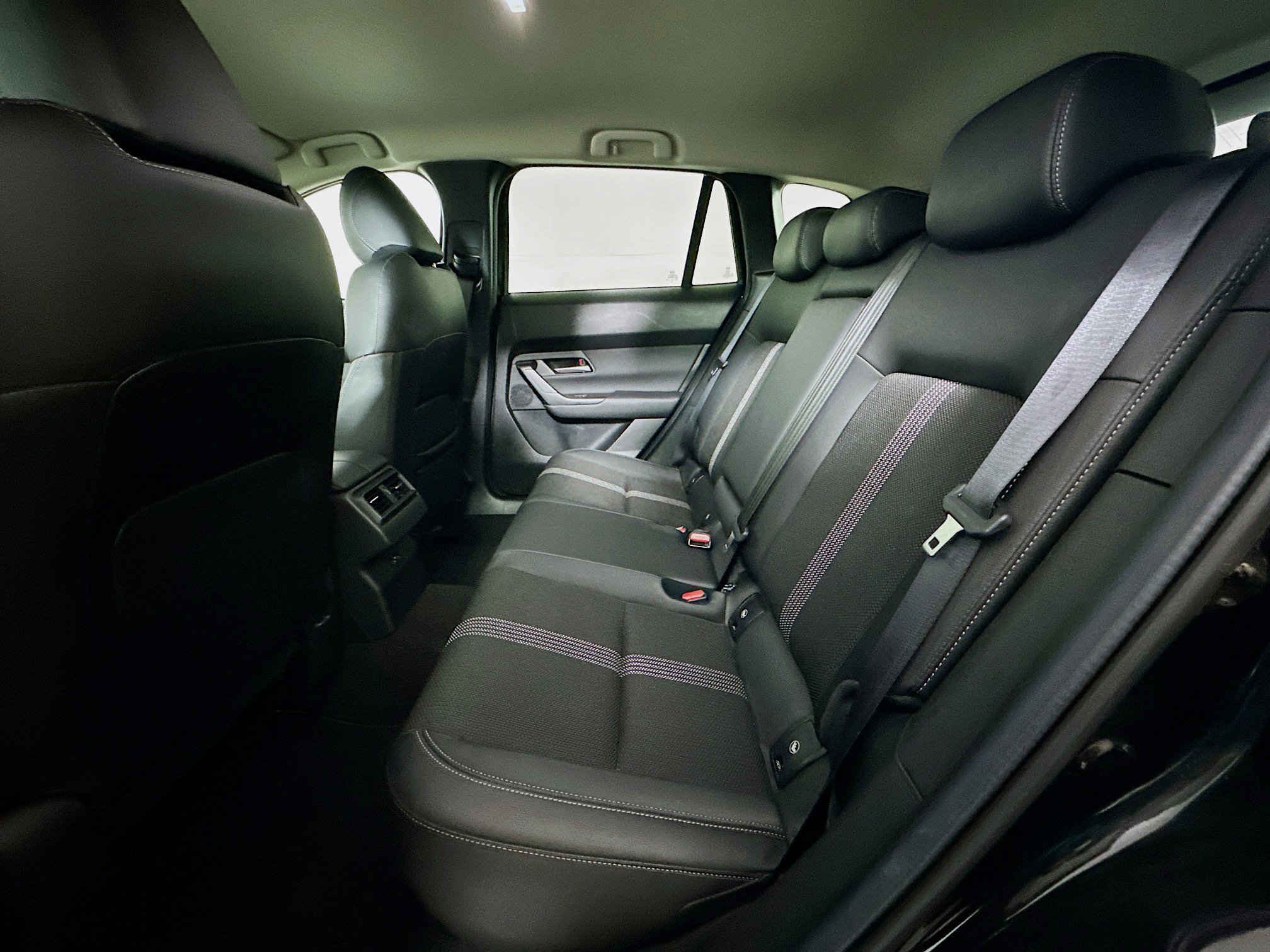 Used 2025 MAZDA CX-50 AWD 2.5 S w/ Preferred Package image 27