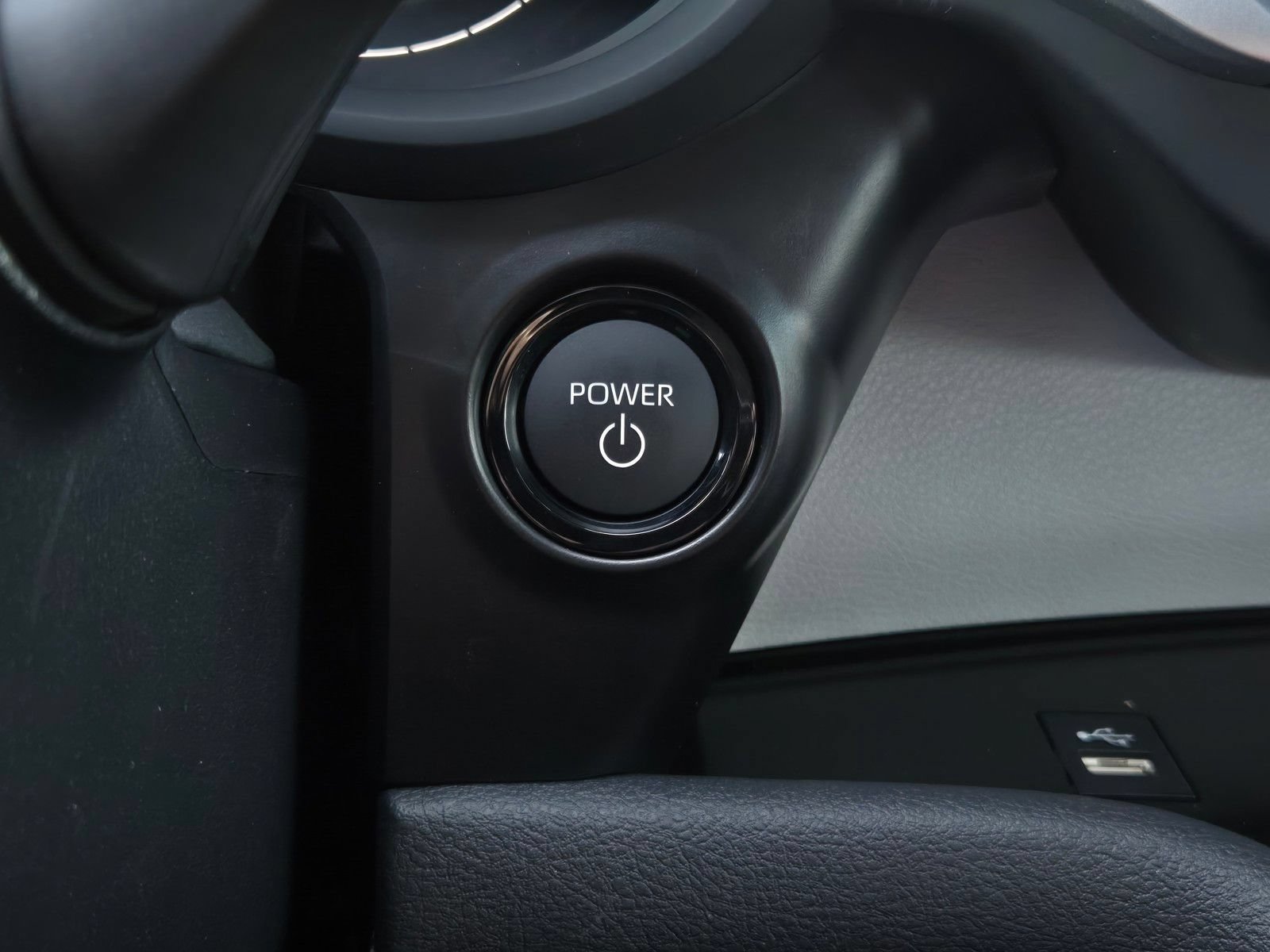 Certified 2026 Toyota Sienna XLE FWD image 21
