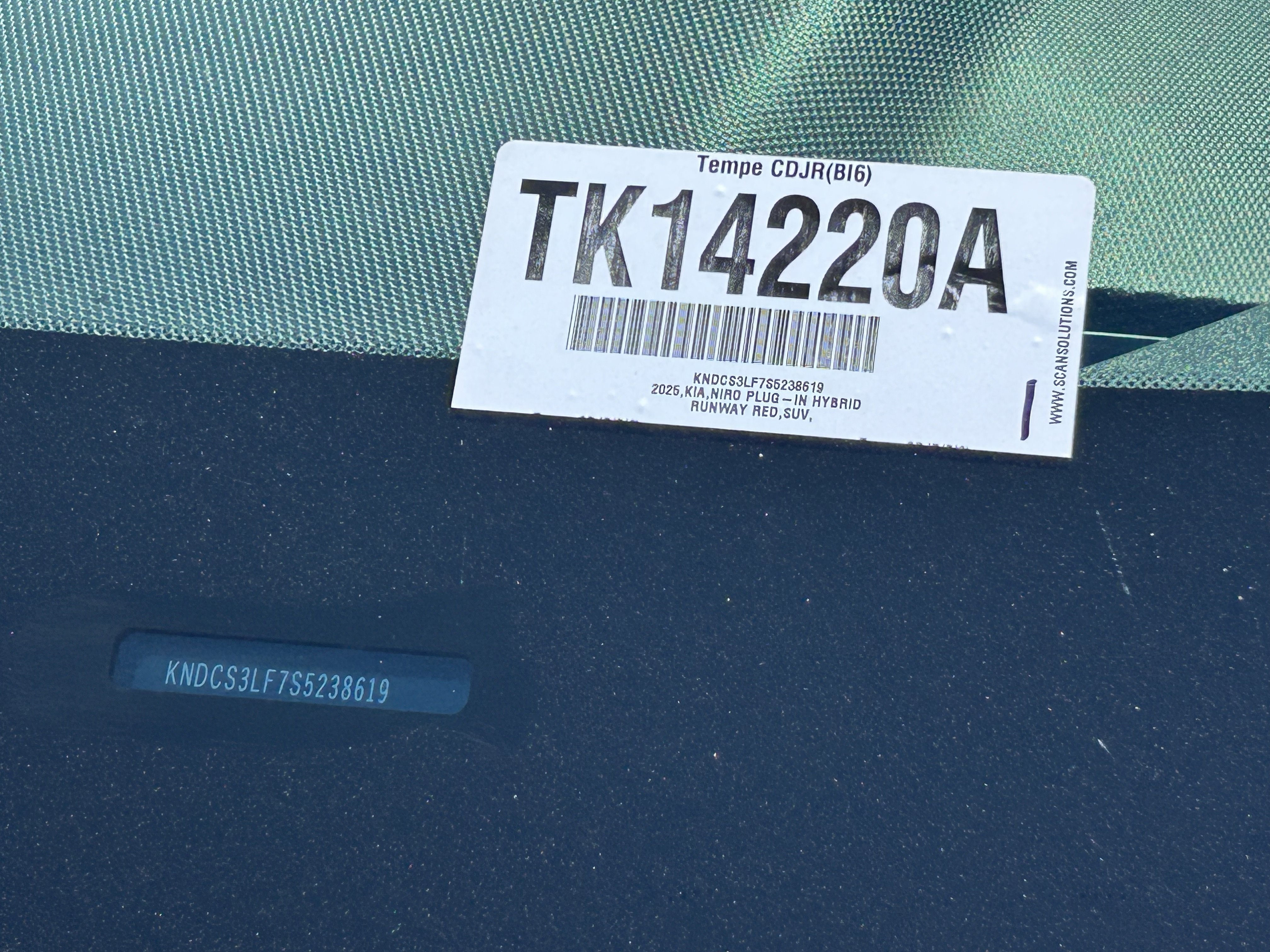 Used 2025 Kia Niro EX image 31