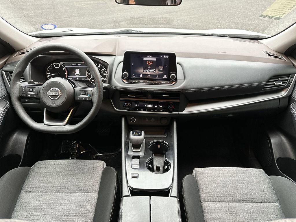 Used 2023 Nissan Rogue SV image 31