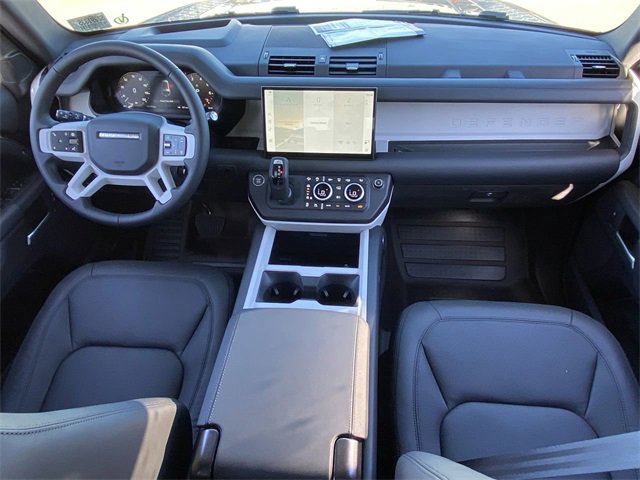 New 2025 Land Rover Defender 130 X-Dynamic SE image 15
