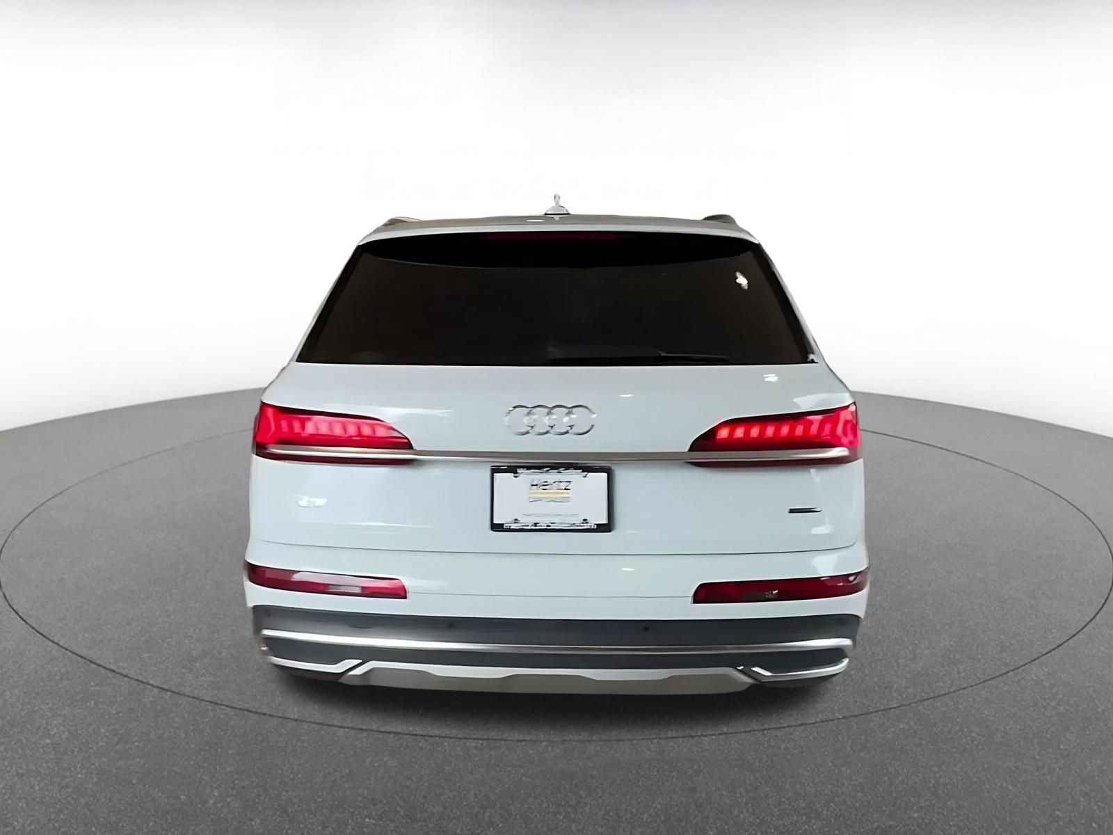 Used 2022 Audi Q7 2.0T Premium AWD/4WD image 12