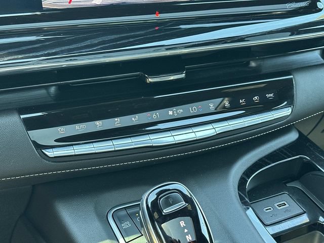 Used 2021 Cadillac Escalade Sport AWD/4WD image 32