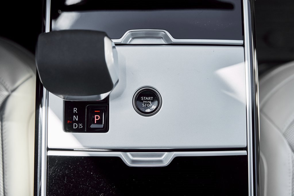 Used 2026 Land Rover Range Rover Long Wheelbase SE image 69