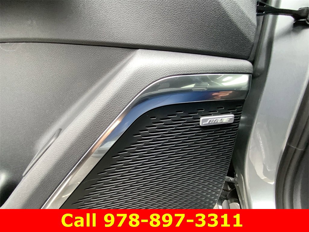 New 2025 GMC Acadia Denali w/ LPO, Floor Liner Package image 23