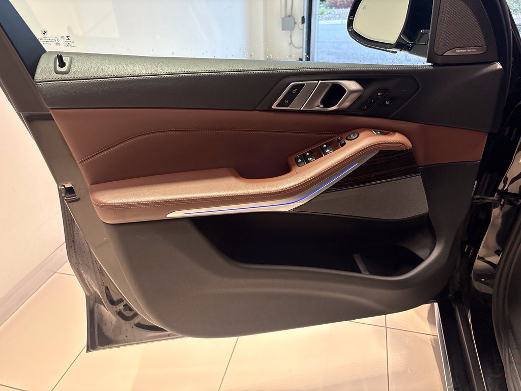 Used 2020 BMW X5 xDrive40i w/ Premium Package AWD/4WD image 38