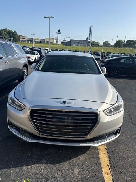 Used 2017 Genesis G90 5.0 Ultimate AWD/4WD image 2