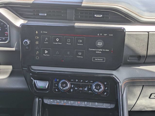 Used 2025 GMC Sierra 1500 AT4 w/ Technology Package AWD/4WD image 18