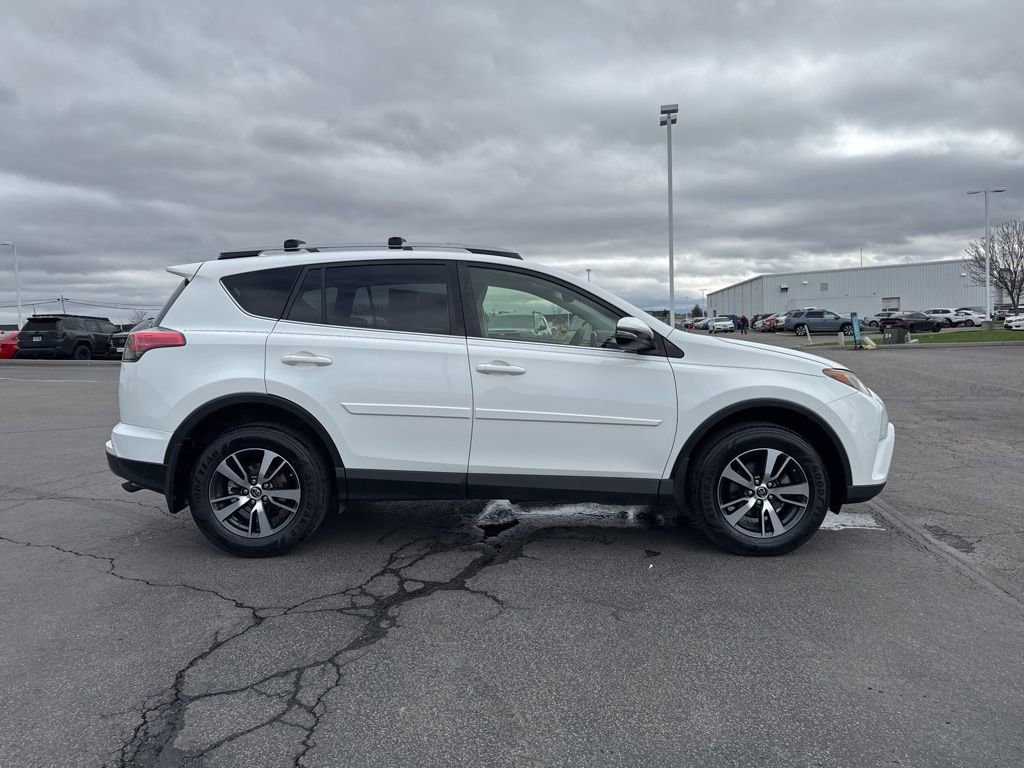 Used 2018 Toyota RAV4 XLE w/ Plus Extra Value Package image 8