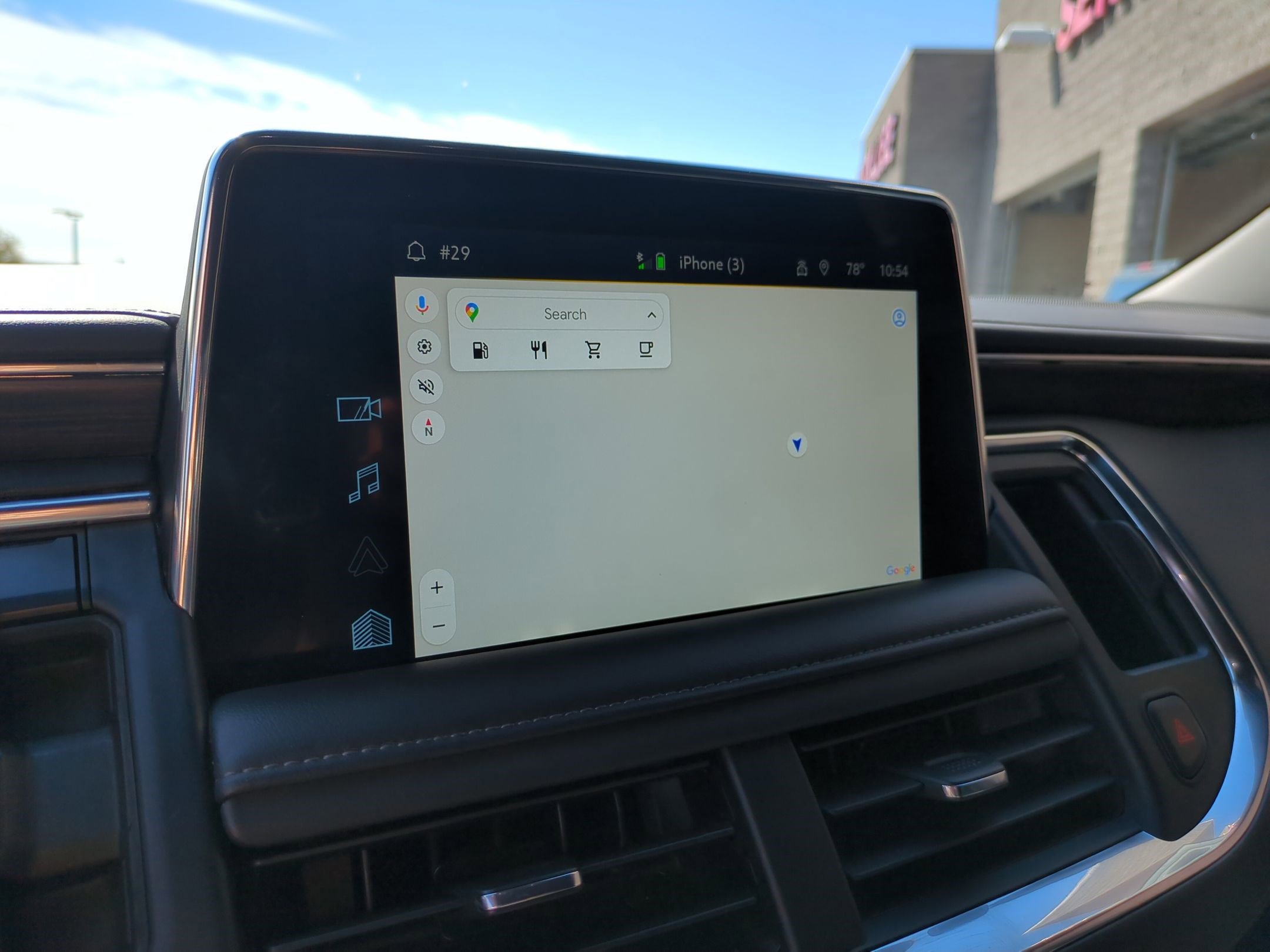 Used 2024 Chevrolet Suburban LT image 20