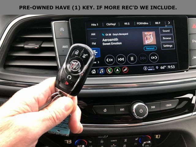 Used 2024 Buick Enclave Premium image 2