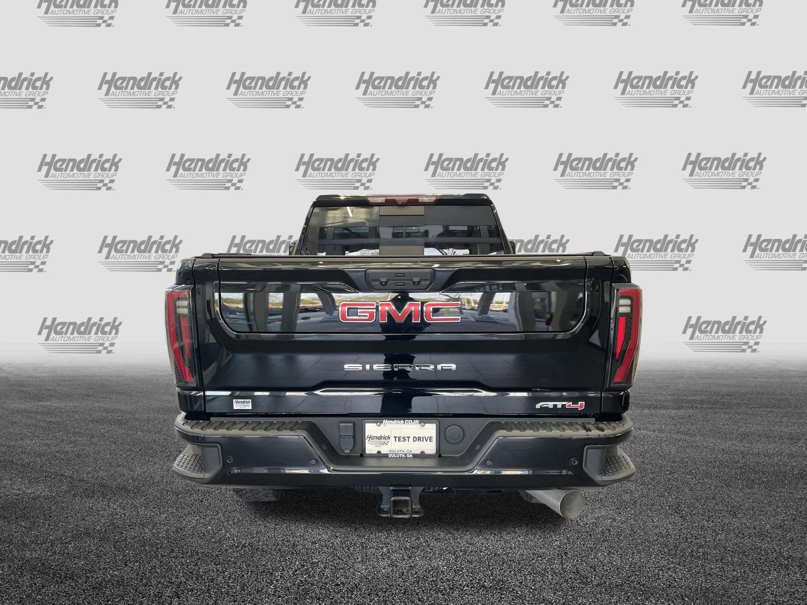 Used 2024 GMC Sierra 2500 AT4 w/ AT4 Premium Plus Package AWD/4WD image 10