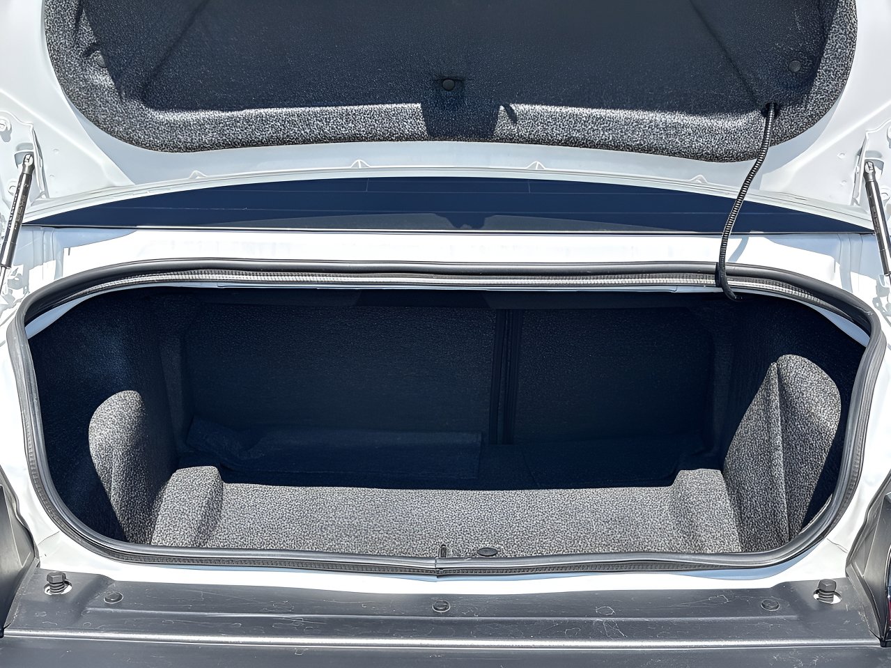 Used 2023 Dodge Challenger R/T Scat Pack image 8