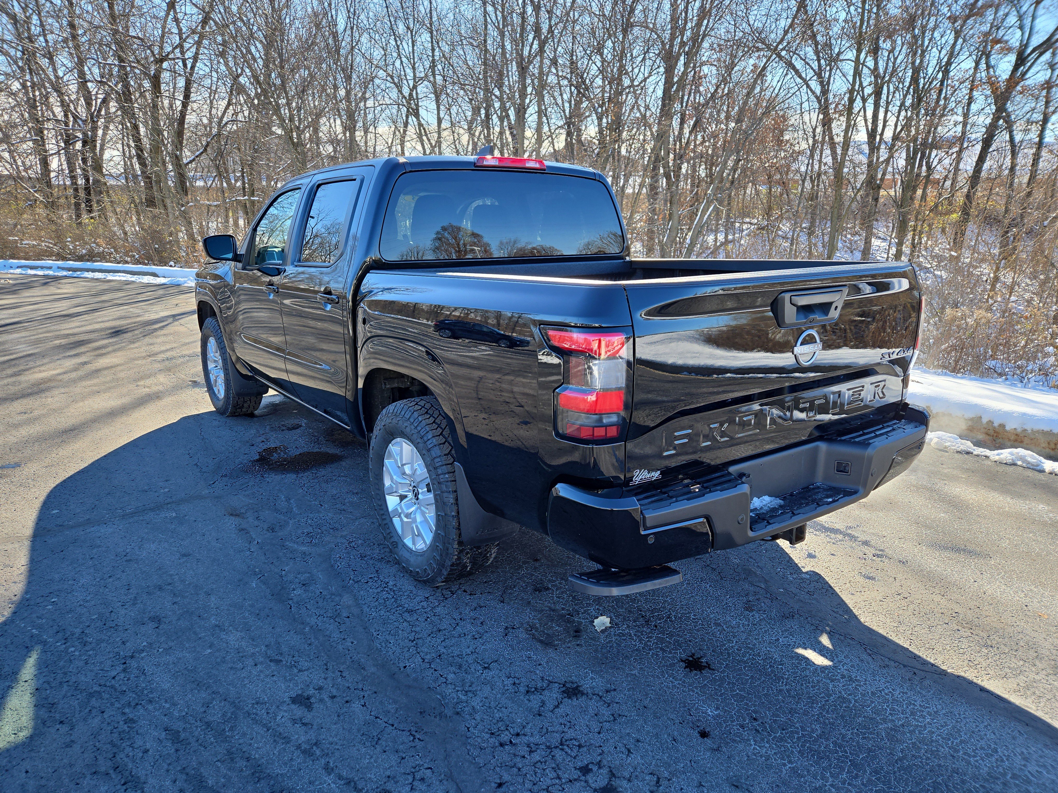Certified 2023 Nissan Frontier SV w/ Technology Package image 7