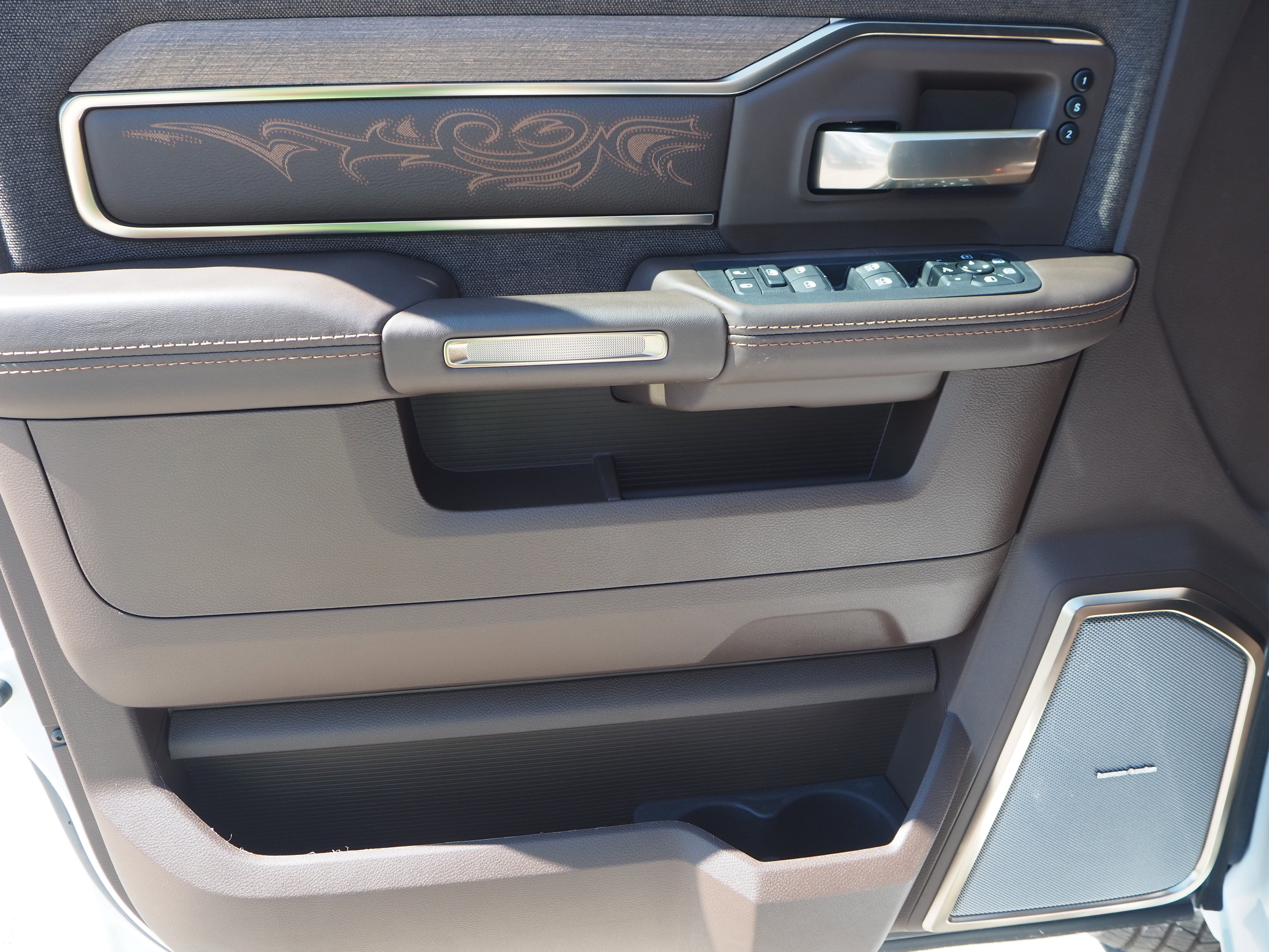 New 2025 RAM 3500 Longhorn image 31