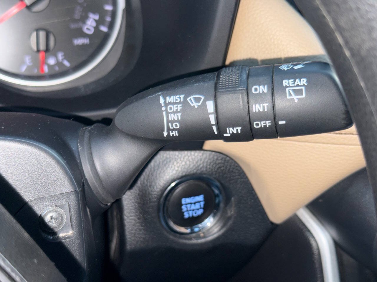 Used 2021 Toyota RAV4 XLE FWD image 21