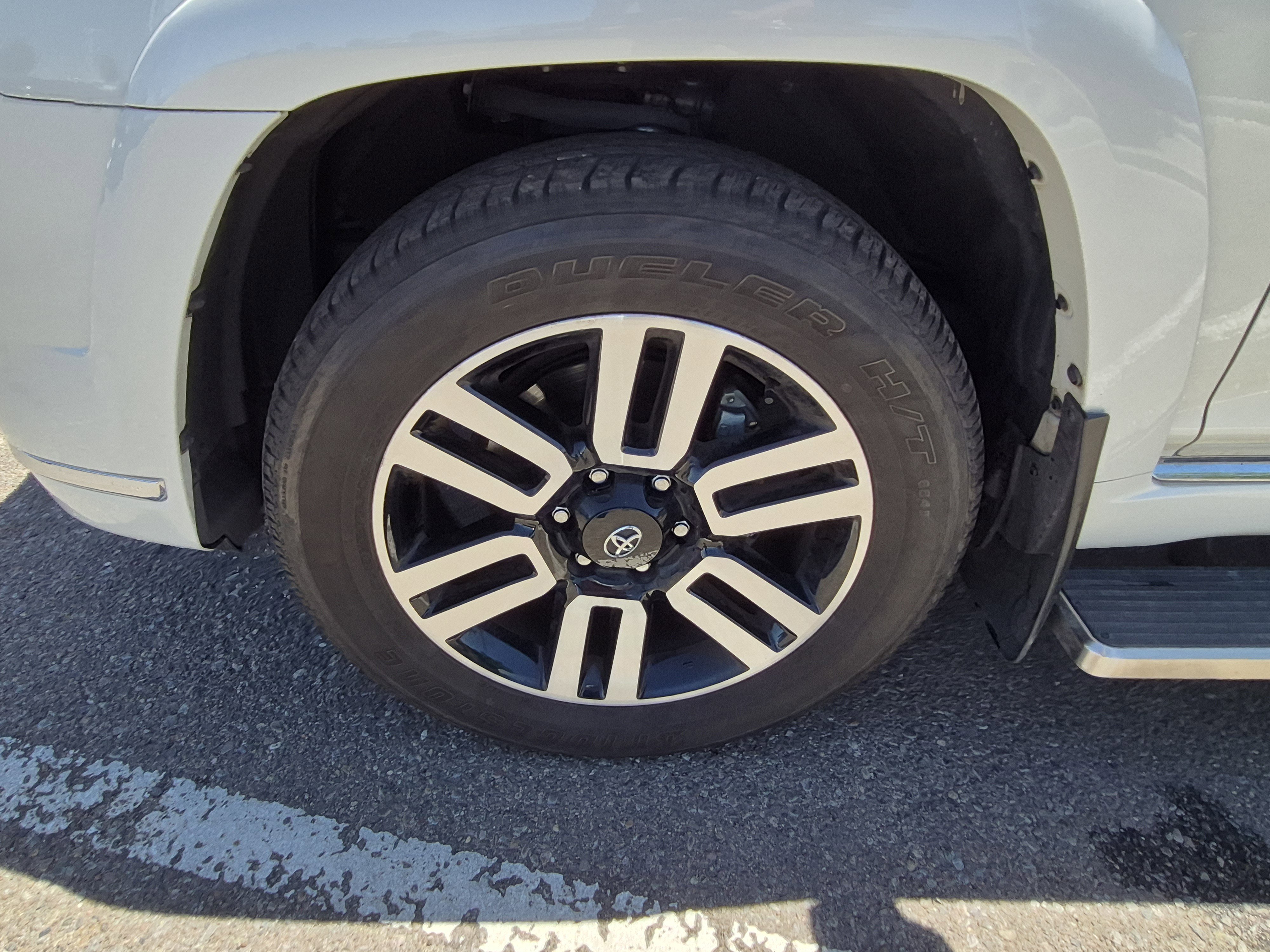 Used 2023 Toyota 4Runner Limited AWD/4WD image 24
