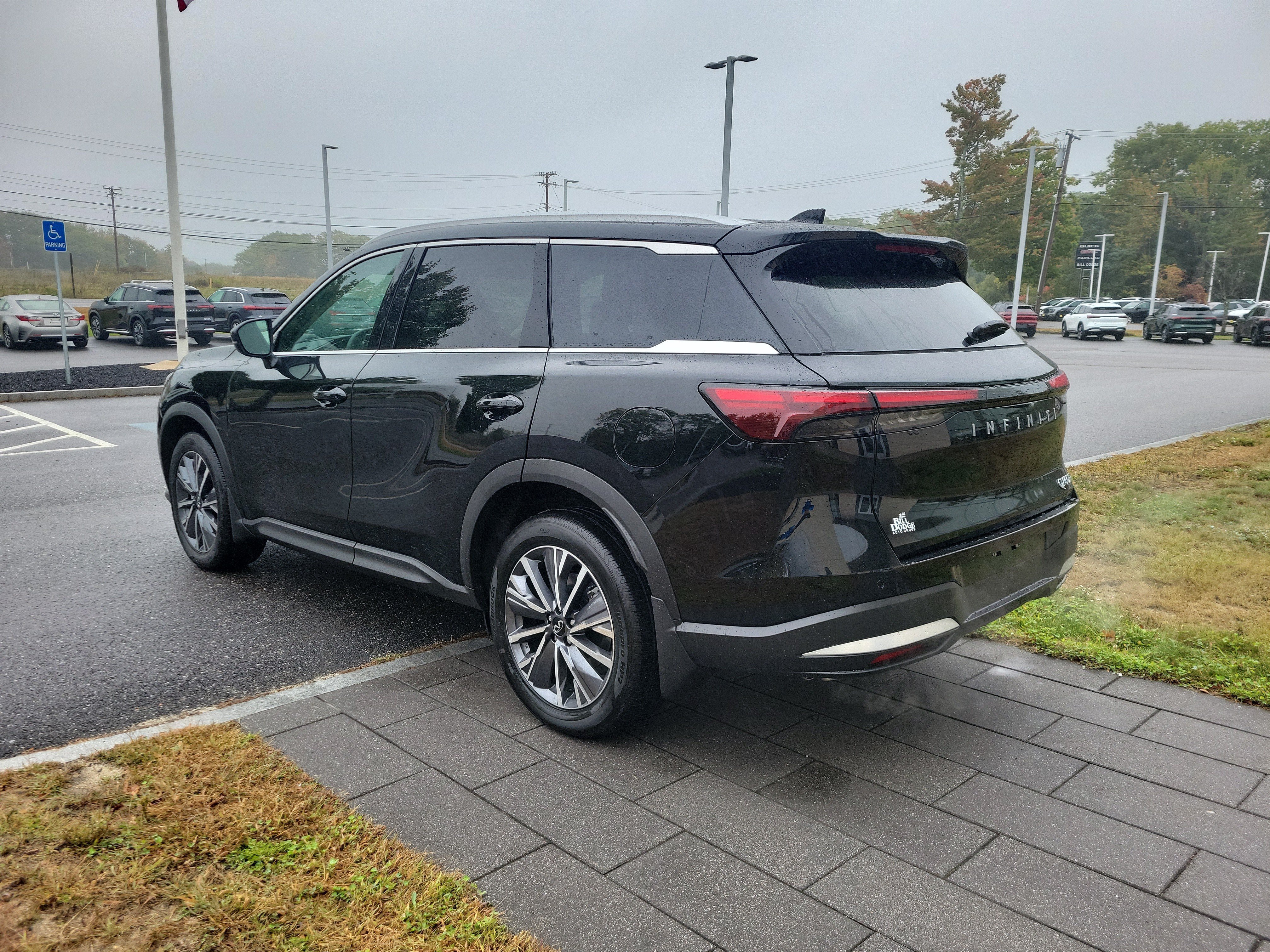 New 2027 INFINITI QX60 Luxe w/ Cargo Package AWD/4WD image 5