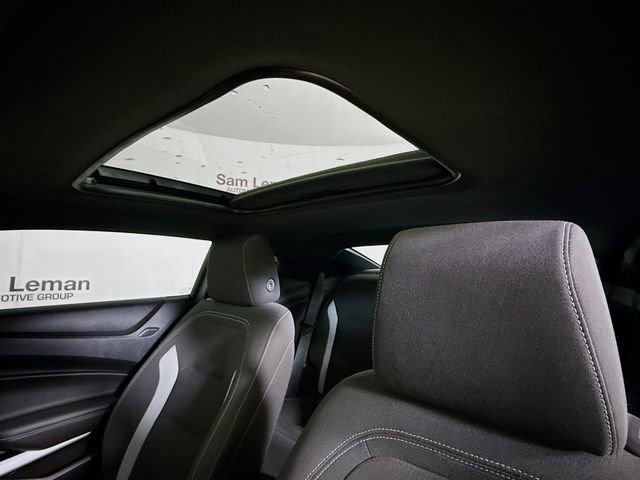 Used 2021 Chevrolet Camaro LT w/ RS Package image 21