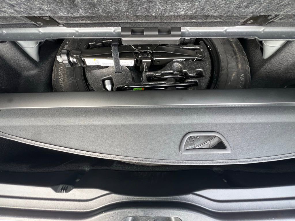 Certified 2025 Mercedes-Benz GLS 450 4MATIC image 48