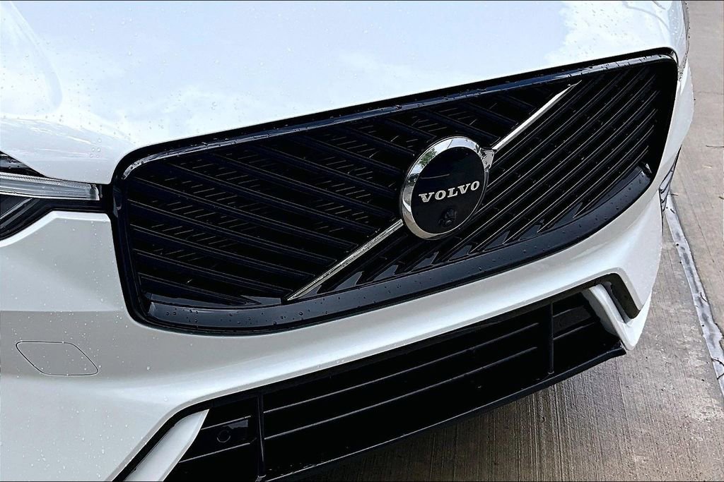 New 2026 Volvo XC60 B5 Ultra w/ Protection Package Premier AWD/4WD image 35
