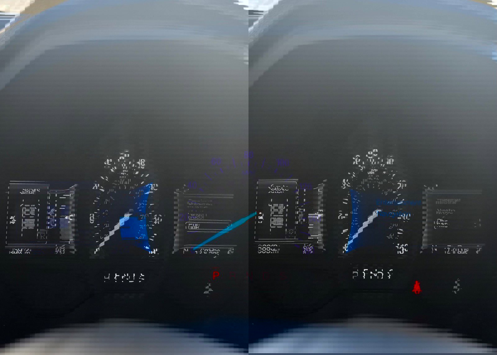 Certified 2022 Ford Edge Titanium w/ Equipment Group 301A image 36