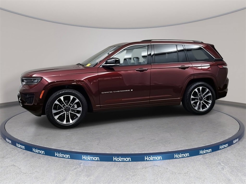 Used 2022 Jeep Grand Cherokee Overland w/ Adv Protech Group III image 3