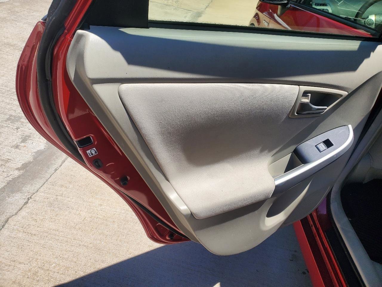 Used 2015 Toyota Prius Two FWD image 14