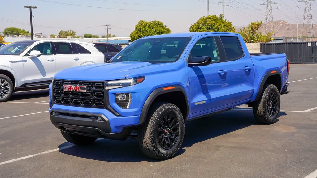New 2026 GMC Canyon Elevation w/ Convenience Package RWD image 3