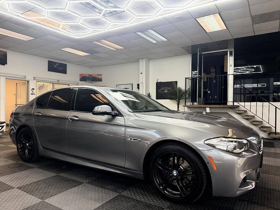 Used 2016 BMW 528i Sedan RWD image 1