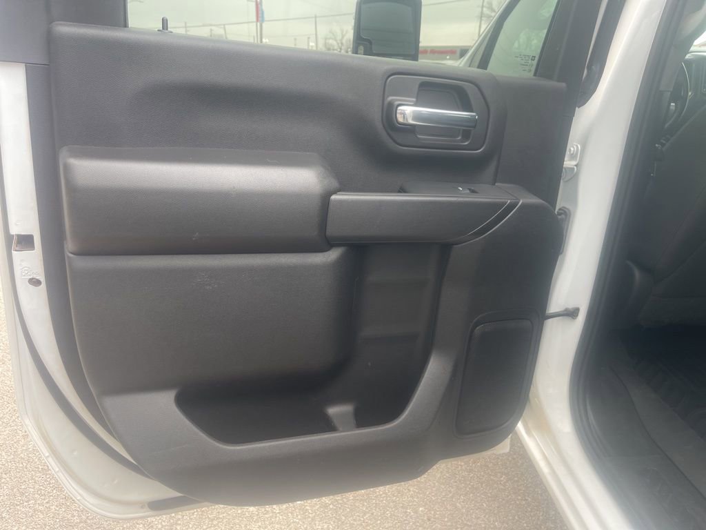 Used 2024 Chevrolet Silverado 2500 Custom w/ Custom Value Package image 19