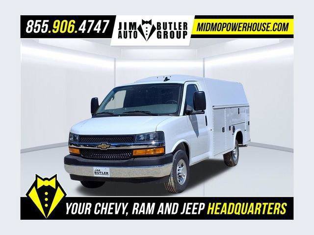 New 2026 Chevrolet Express 3500 w/ Power Convenience Package