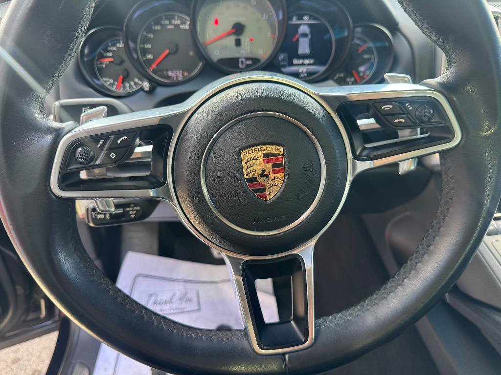 Used 2016 Porsche Cayenne S AWD/4WD image 18